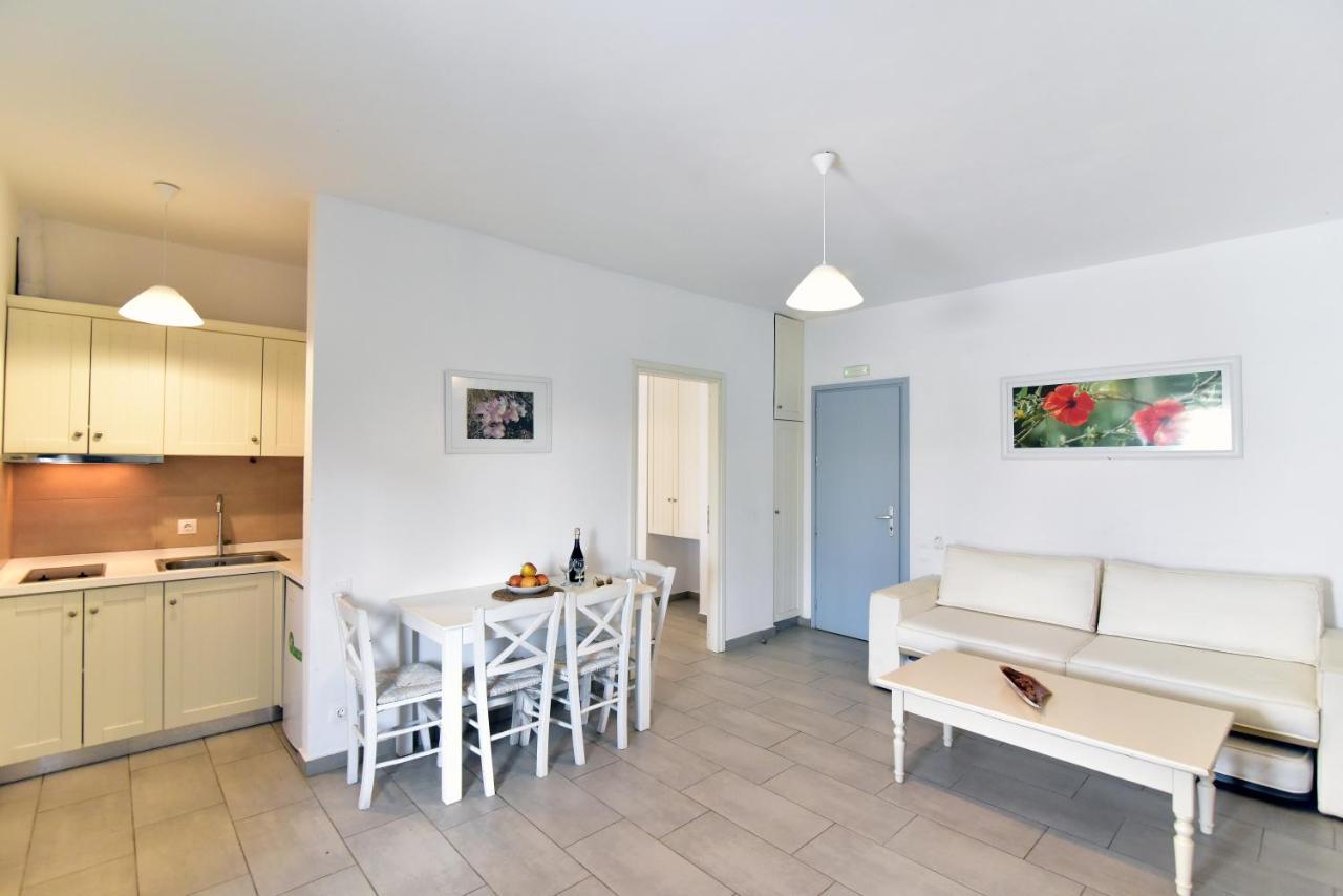 Thomas Apartments In Katapola Аморгос Экстерьер фото